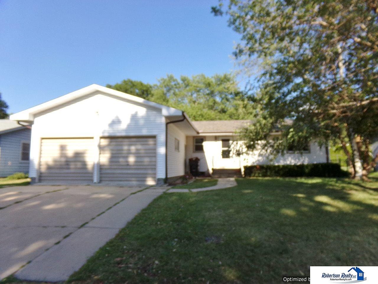 1610 N 11th St Beatrice NE 68310 Zillow