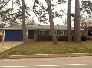 2622 Old Omen Rd, Tyler, TX 75701