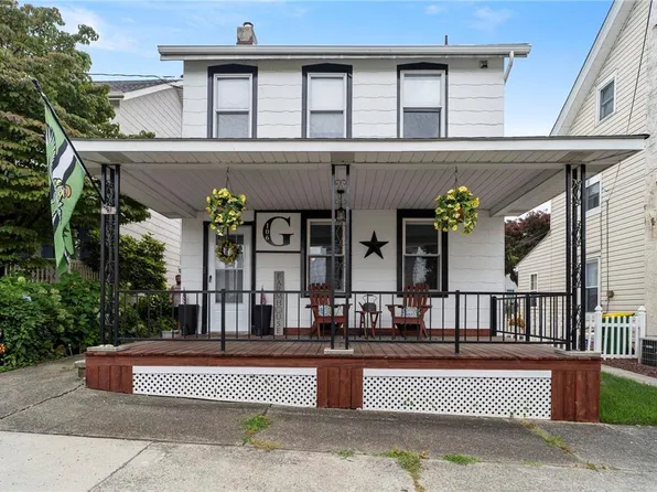 106 S Church St, Macungie, PA 18062