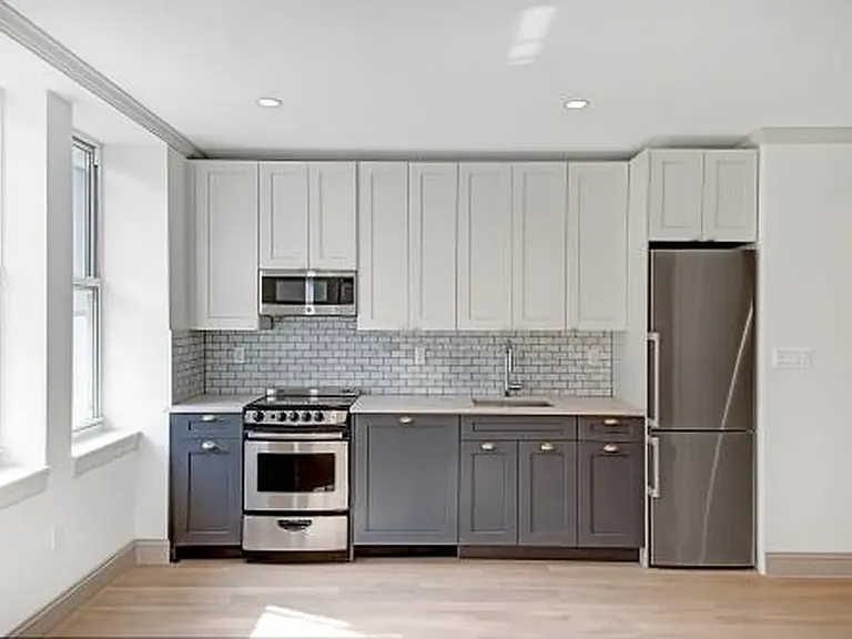 57 2nd Ave #2/3 — Photo 5