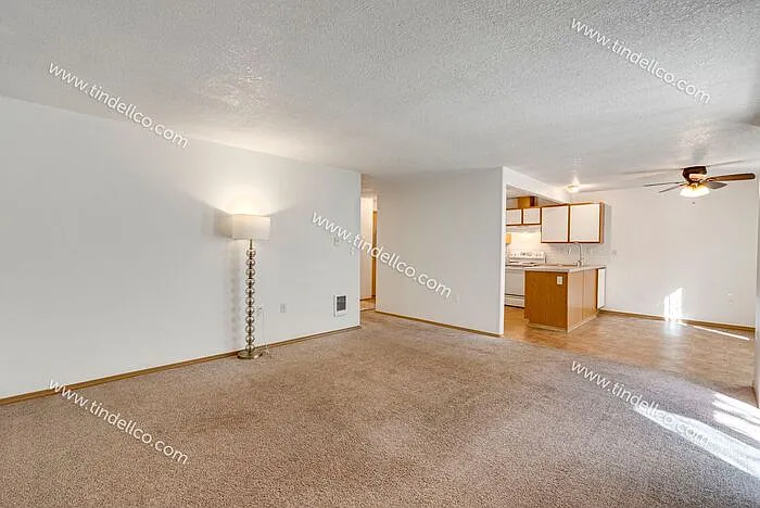 13738 NE Glisan St #3 — Photo 13