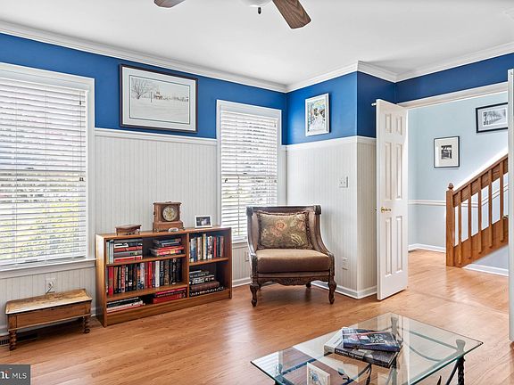 5th image of 48 Bay Breeze Dr