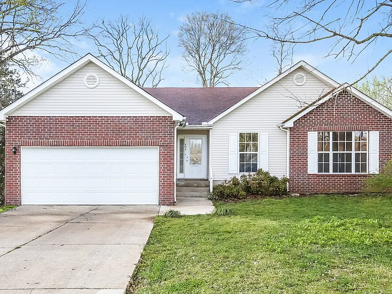 404 Bon Aqua Dr — Photo 1