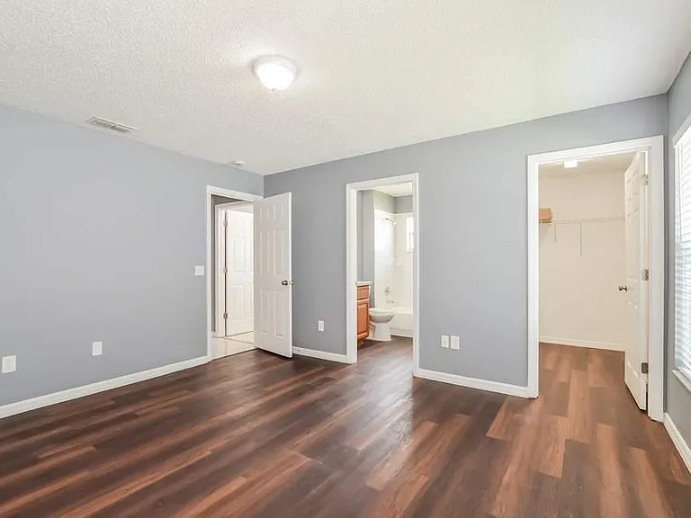 2419 Ruddenstone Way — Photo 7