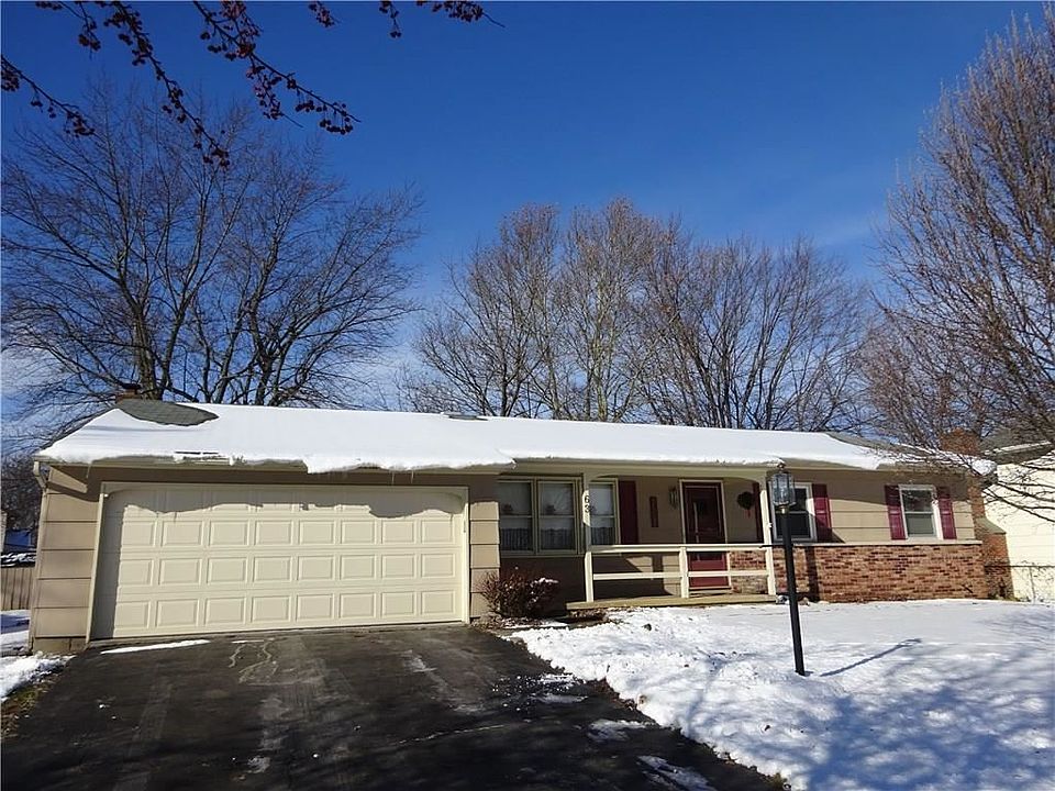 1st image of 63 Sweet Briar Knl