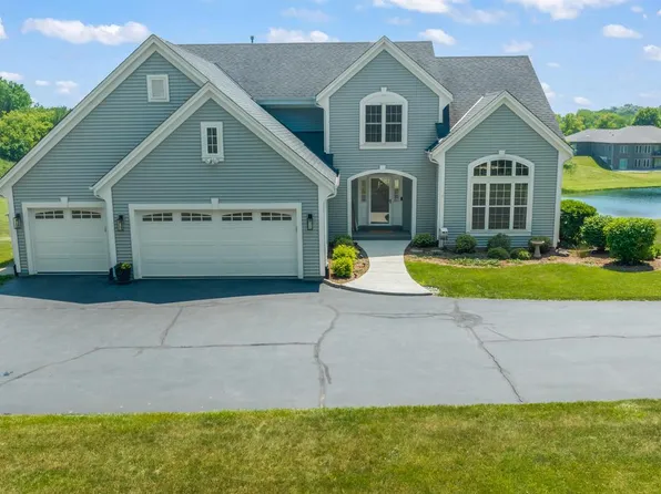 W5037 Middle Lake DRIVE, Elkhorn, WI 53121