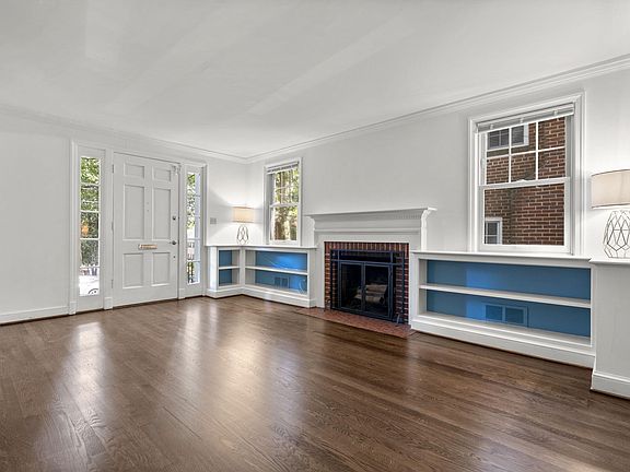 4th image of 6010 32nd St NW