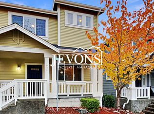 1951 NE Kensington Ct, Issaquah, WA 98029
