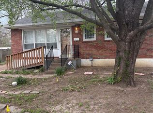 10 Regina Ct, Florissant, MO