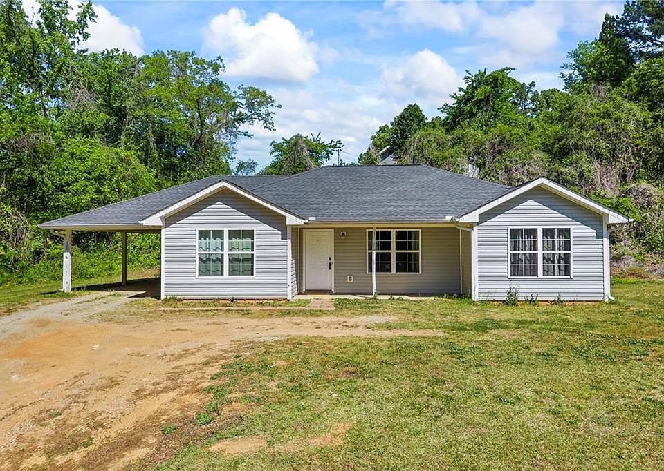 1st image of 284 Moss Rd