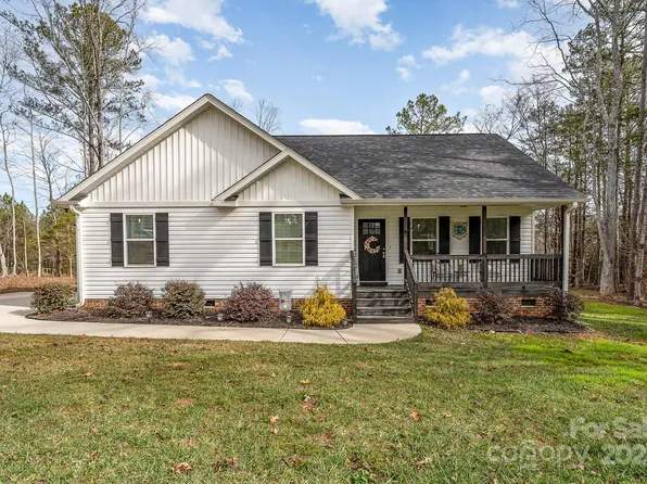 1490 Mack Dr, Mc Connells, SC 29726