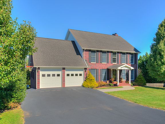 2nd image of 903 Jordan Ave