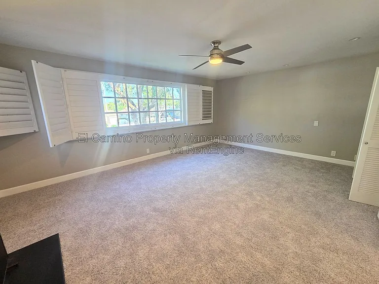 1728 Lake St — Photo 33