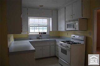 5th image of 3556 N Bellflower Blvd