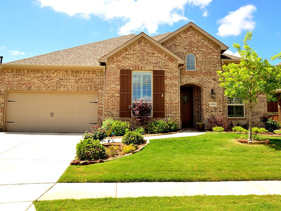 1st image of 1304 Verbena Ln