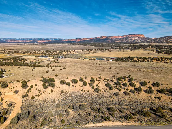 1775 E Eagle Ridge Cir, Hatch, UT 84735