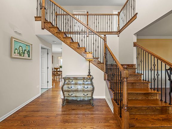 2nd image of 1721 Witham Ln