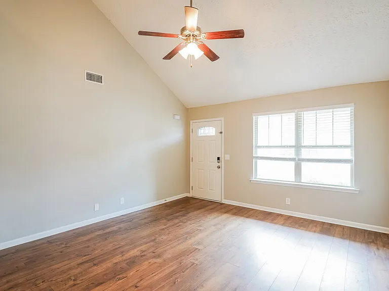 4415 Prometheus Way — Photo 5
