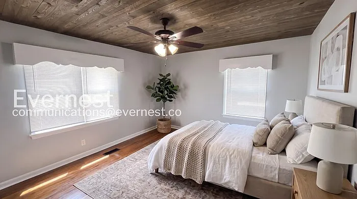 3 bed, 1.0 bath, 1200 sqft, $1,595 — Photo 4