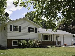 535 Cherry Ln, Decatur, MI 49045