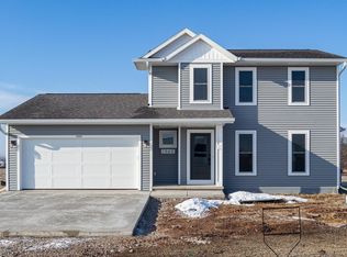 1565 Sage Xing, Oshkosh, WI 54904