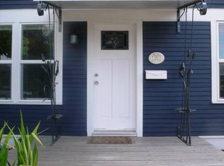 6734 Carleton Ave S, Seattle, WA 98108