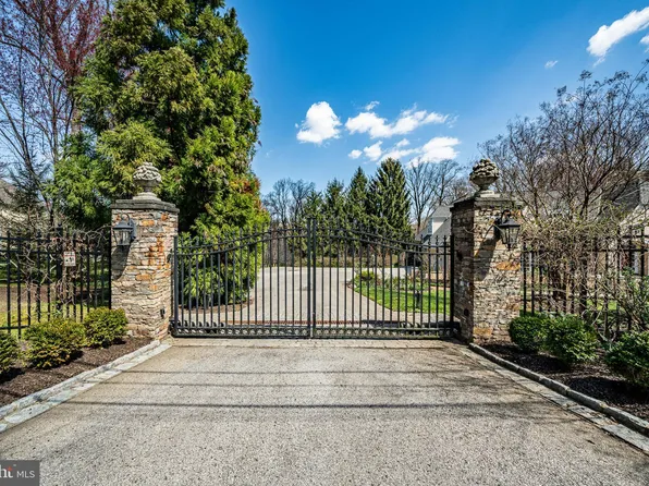 225 Maplehill Rd, Gladwyne, PA 19035
