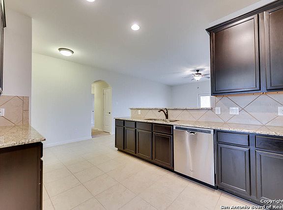 3rd image of 12655 Shoreline Dr
