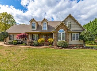 166 Grandview Dr, Inman, SC 29349
