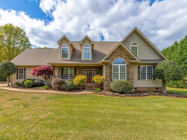 166 Grandview Dr, Inman, SC 29349