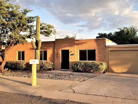 2nd image of 9410 E Pikes Peak Dr