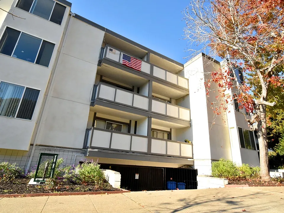 2310 Piedmont Ave