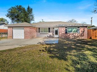 5208 Hillside Rd, Amarillo, TX 79109
