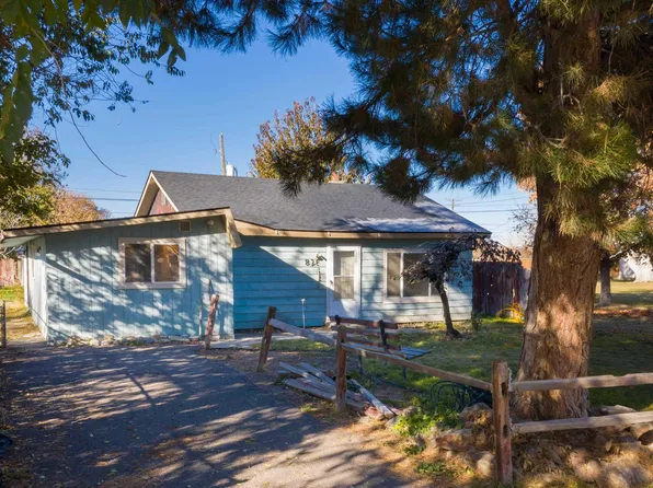826 Burton Ave, Burley, ID 83318