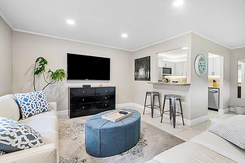 142 Brittany Way Photo 1