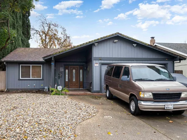 9820 Winterwood Way, Sacramento, CA 95827