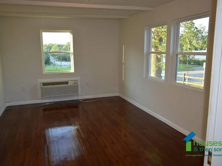 201 Chandler Dr #33A — Photo 3