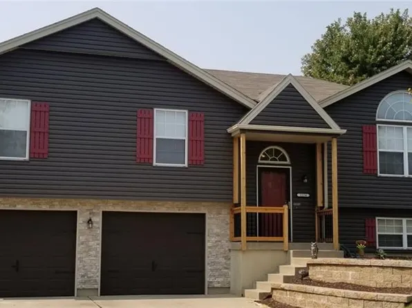 1224 NE Beacon Ave, Lees Summit, MO 64086