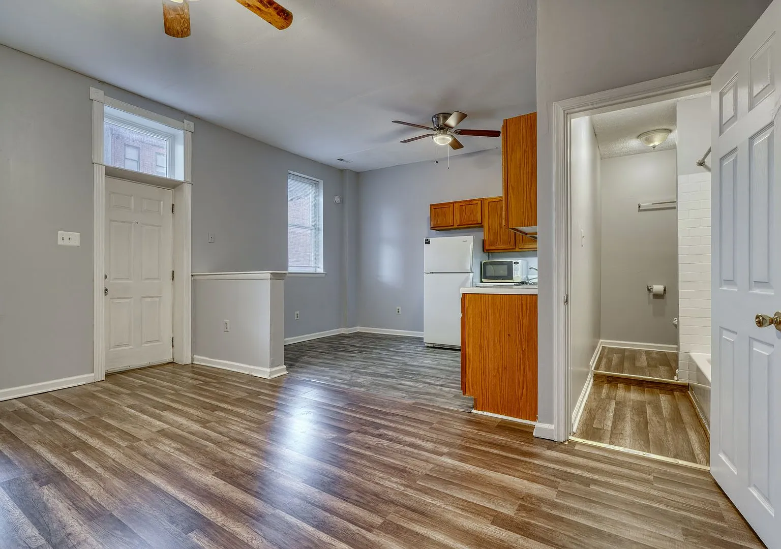 1601 S Hanover Street — Photo 3