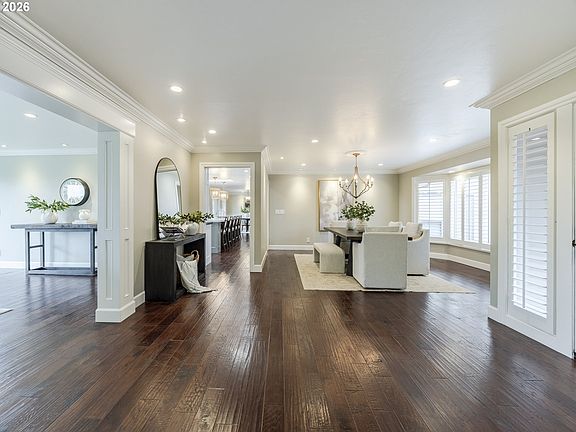 4th image of 420 Spyglass Dr