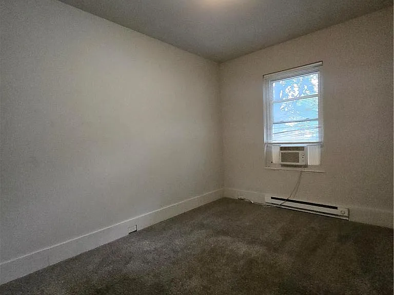 713 W Gordon St #5 — Photo 3