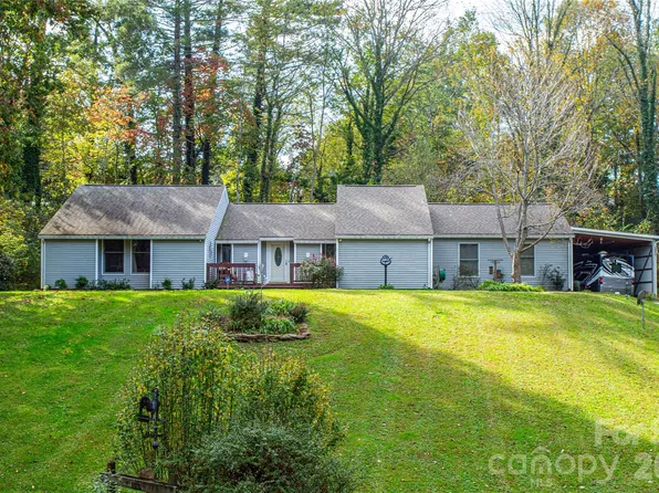 120 Baldmar Rd, Hendersonville, NC 28791