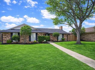 5334 Heather Glen Dr, Garland, TX