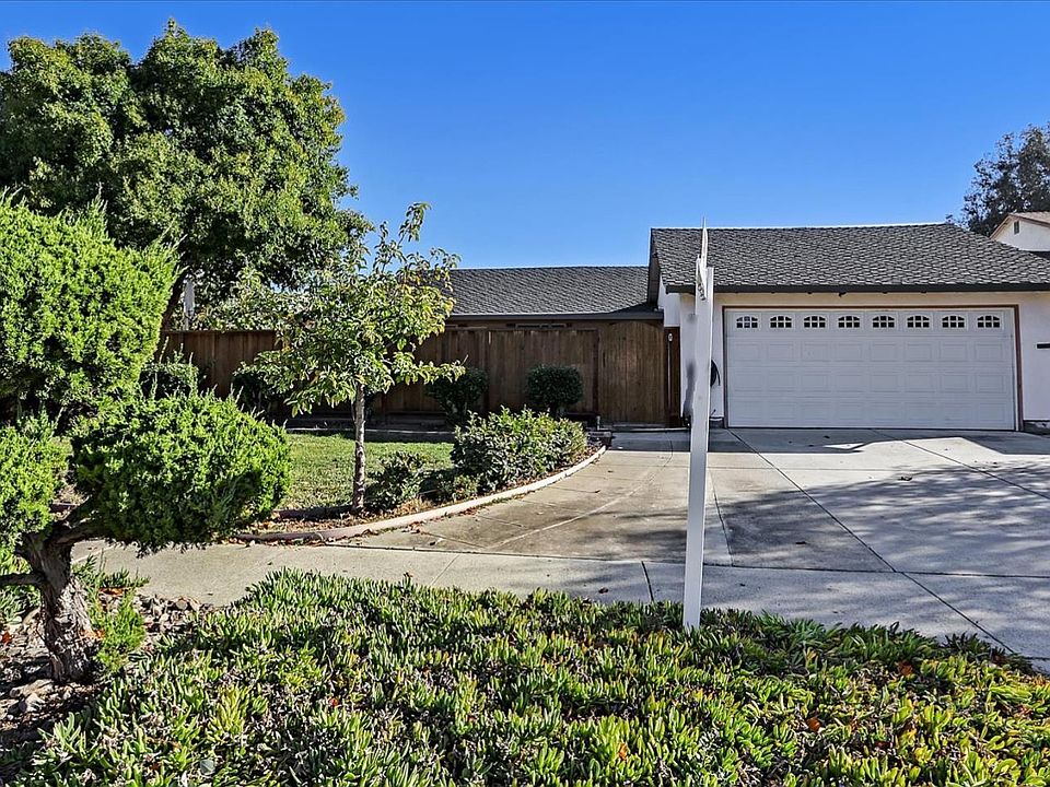 1st image of 1304 Bonnet Ct