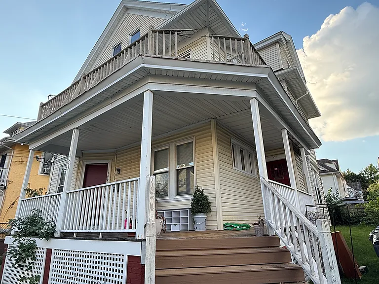 157 Sumter St #3 — Photo 2