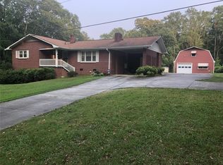 129 McCoy Dr, Starr, SC 29684