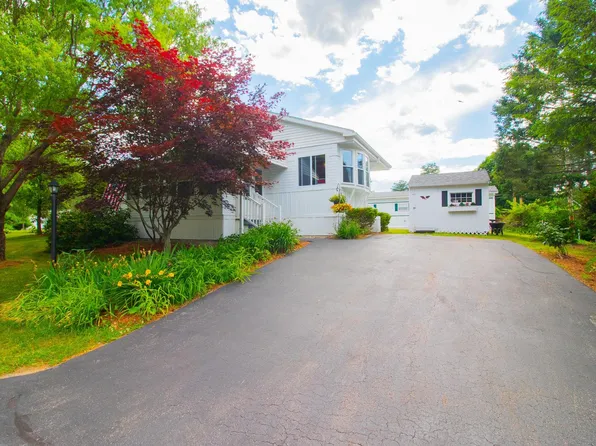 3 Empire Boulevard, Hollis, NH 03049-6540