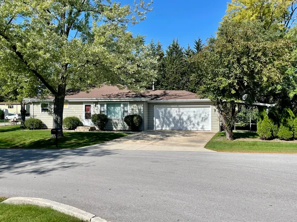 7317 Capitol Dr, Darien, IL 60561