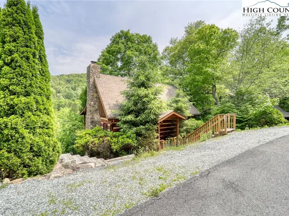 247 Streamside Lane, Seven Devils, NC 28604
