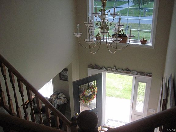 4th image of 17504 Meadow Dr